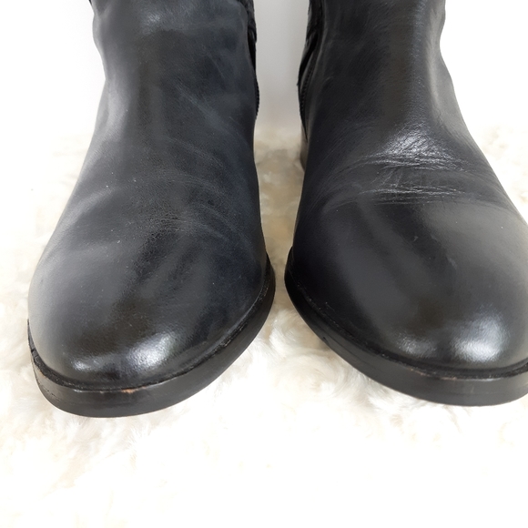 Clark's black leather buckle harness riding boots. - Picture 10 of 12